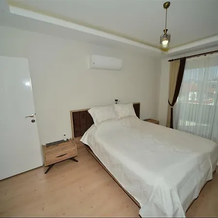 Luxurious Penthouse Sea-line Apartment Alanya
